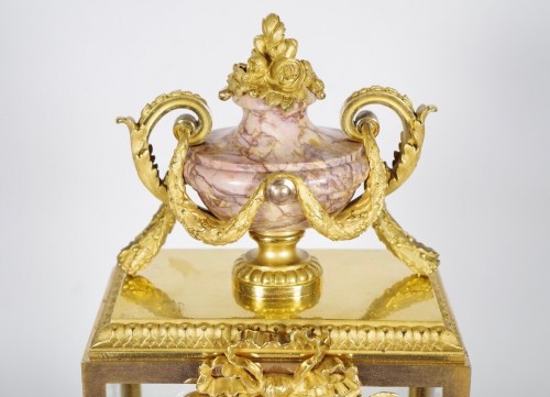Pendule en bronze et marbre vers 1880 - Horlogerie Style Napoléon III