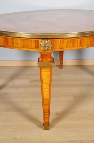 Table de salle à manger vers 1880 - 