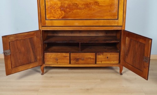 Secrétaire Transition - Transition