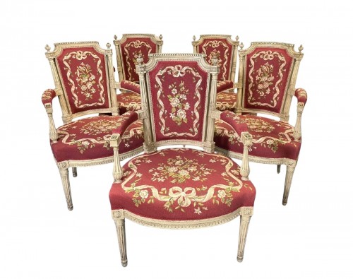 Cinq fauteuils peints époque Directoire
