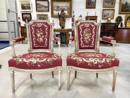 Cinq fauteuils peints époque Directoire - Sièges Style Directoire