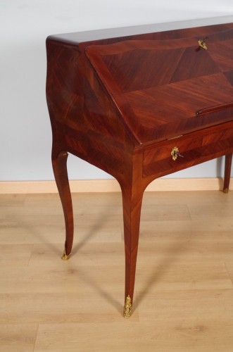 Bureau à pente époque Louis XV - Antiquités Saint Jean