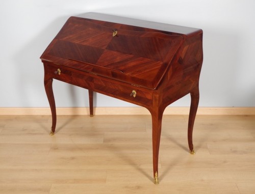 Antiquités - Bureau à pente époque Louis XV