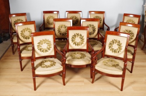 Restauration - Charles X - Salon douze fauteuils paire de canapés époque Restauration