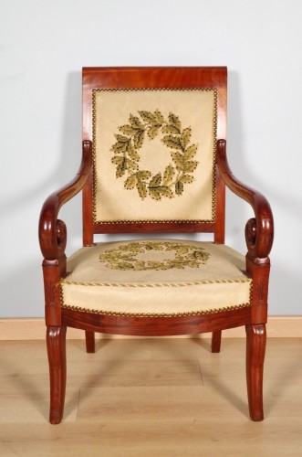 Antiquités - Salon douze fauteuils paire de canapés époque Restauration