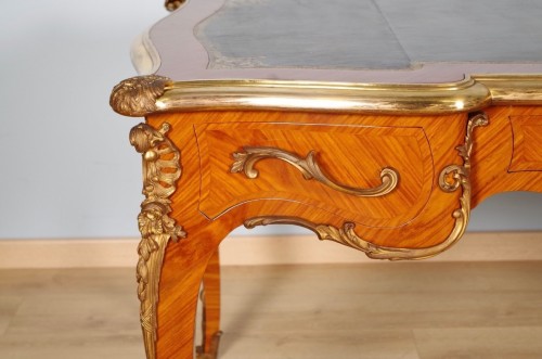 Mobilier Bureau et Secrétaire - Bureau plat style Louis XV vers 1900