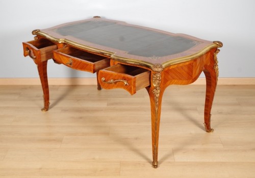 Bureau plat style Louis XV vers 1900 - Art nouveau