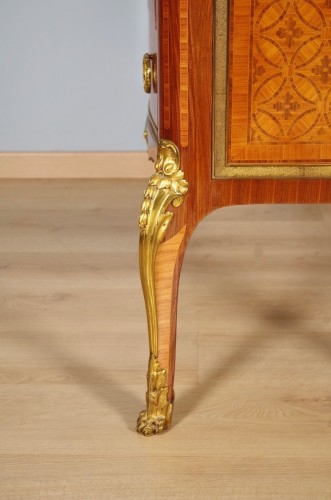 Antiquités - Commode style Transition vers 1950
