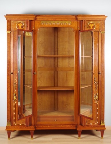 Bibliothèque en acajou, loupe d'amboine et bronze doré vers 1900 - Mobilier Style 