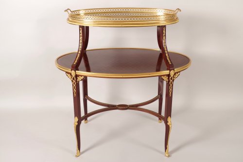 Table à thé par François LINKE (1855-1946) - Mobilier Style Napoléon III