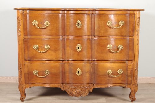 Commode dauphinoise d'époque XVIIIe siècle - Louis XV