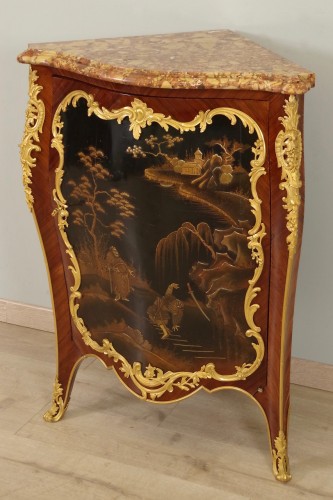 Encoignure fin XIXe siècle estampillée Millet - Mobilier Style Napoléon III