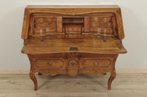 XVIIIe siècle - Commode Scriban Louis XV