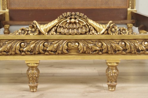Lit Napoléon III en bois doré - Antiquités Saint Jean