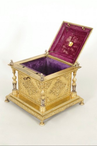 Coffret à bijoux Napoléon III en bronze doré - Antiquités Saint Jean