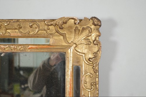 XVIIIe siècle - Miroir Régence en bois doré