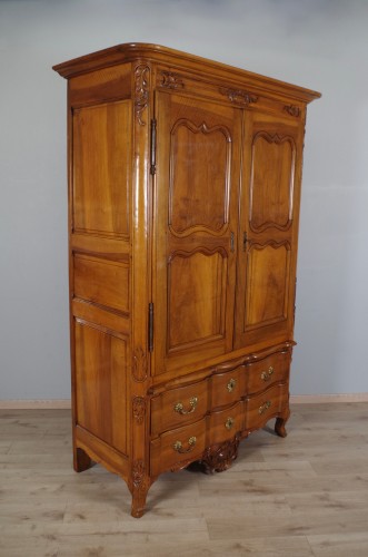 Antiquités - Armoire pantalonnière époque Régence