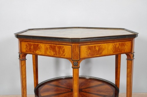  - English pedestal table late 19th century