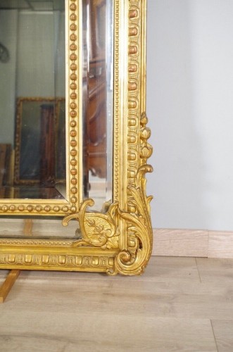 Antiquités - Napoleon III gilded mirror with parecloses