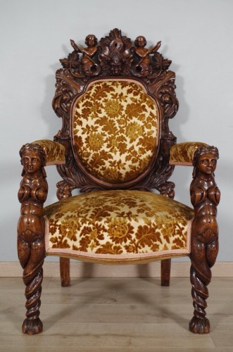 Antiquités - Pair of carved walnut ceremonial armchairs circa 1880