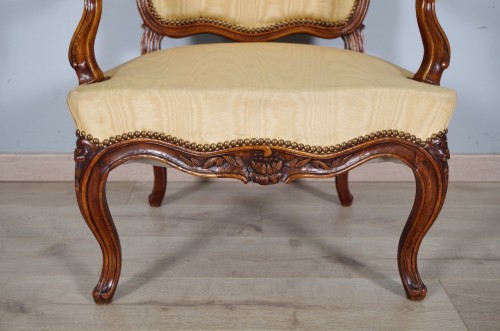 Sièges Fauteuil & Bergère - Fauteuil époque Louis XV estampillé Nogaret