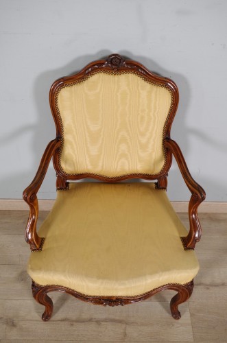 Fauteuil époque Louis XV estampillé Nogaret - Antiquités Saint Jean