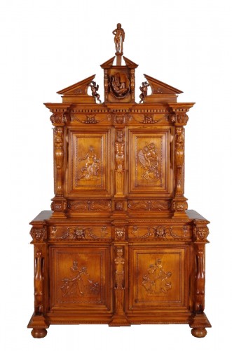 Buffet à diminutif en noyer vers 1880