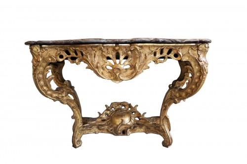 Console à quatre pieds en bois doré époque Louis XV