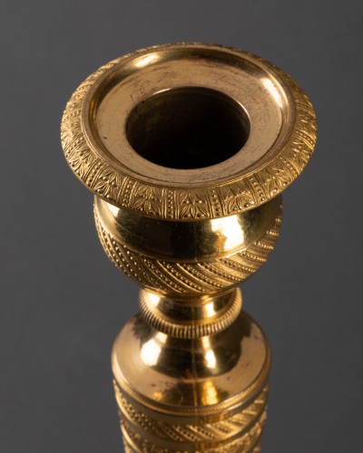 Luminaires Bougeoirs et Chandeliers - Paire de bougeoirs en bronze doré Epoque Empire