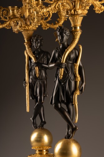 Paire de candélabres en bronze patiné et doré Epoque Empire - Luminaires Style Empire