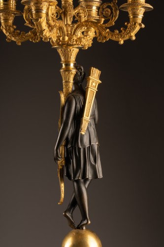 XIXe siècle - Paire de candélabres en bronze patiné et doré Epoque Empire