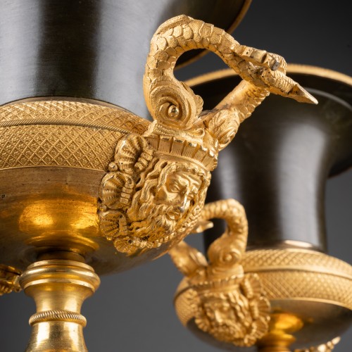 Empire - Paire de vases Médicis en bronze patiné et doré Epoque Empire