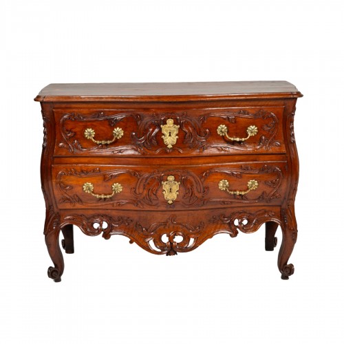 Commode provençale du XVIIIe siècle