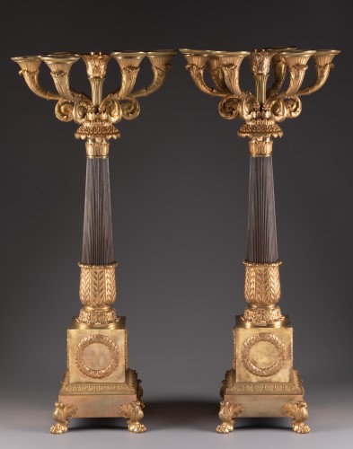 Luminaires Bougeoirs et Chandeliers - Paire de candélabres en bronze patiné et doré Epoque Empire