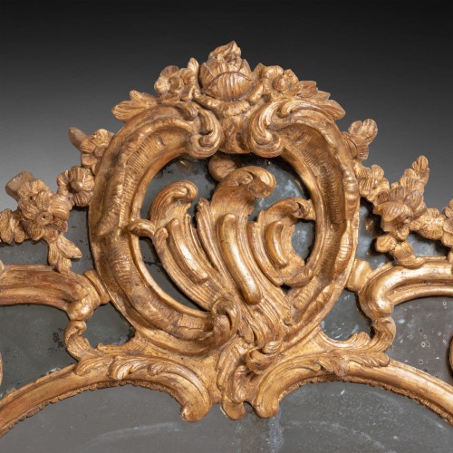 Miroir à parecloses en bois doré Epoque Régence - Miroirs, Trumeaux Style Régence