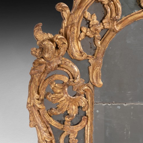 Régence - Miroir à parecloses en bois doré Epoque Régence