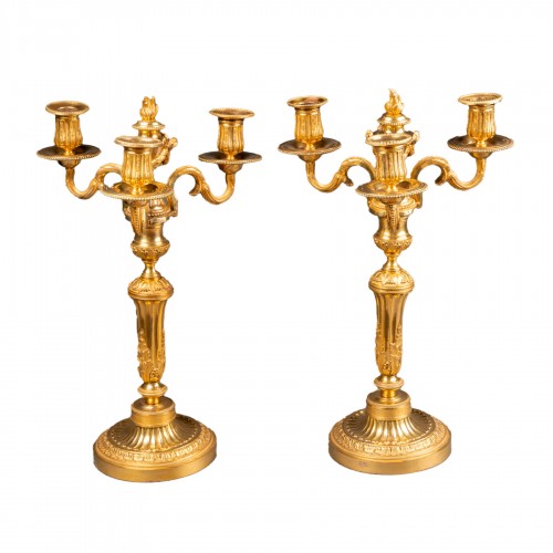Paire de candélabres en bronze doré époque Louis XVI