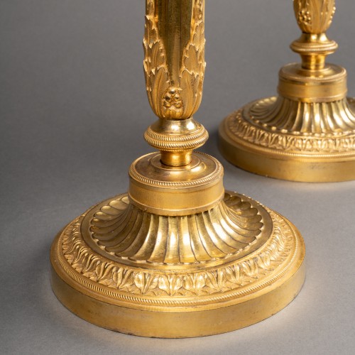 Luminaires Bougeoirs et Chandeliers - Paire de candélabres en bronze doré époque Louis XVI