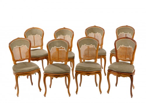 Suite de huit chaises cannées Louis XV