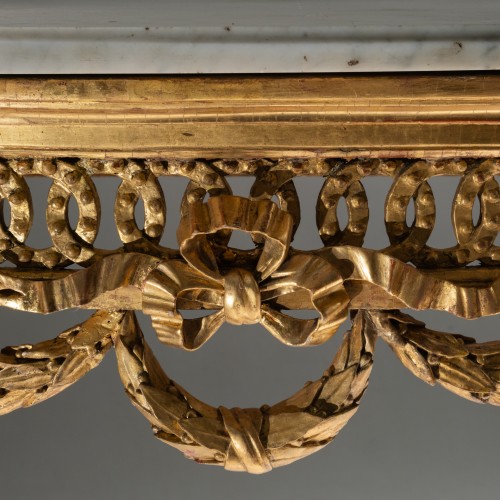 Mobilier Console - Console demi-lune en bois doré d'époque Louis XVI