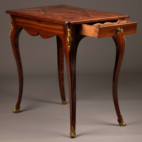 Furniture  - Louis XV salon table in satine veneer