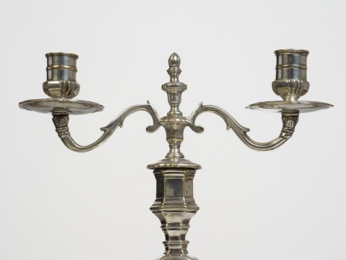 Paire de candélabres en bronze argenté Epoque Louis XV - Christophe Havas