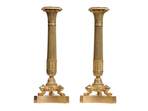 Paire de bougeoirs en bronze doré époque Restauration