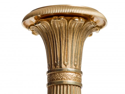 XIXe siècle - Paire de bougeoirs en bronze doré époque Restauration