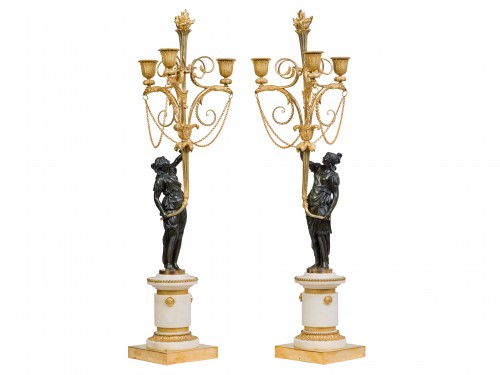 Paire de candélabres en bronze patiné et doré époque Louis XVI - Luminaires Style Louis XVI