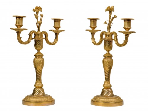 Pair of gilt bronze candelabra, Louis XVI period - Lighting Style Louis XVI