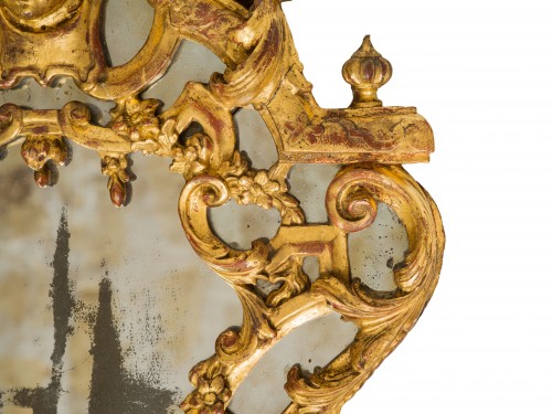 Paire de miroirs en bois doré et bras de lumière  Epoque Régence - Régence