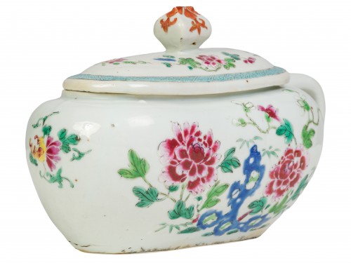 Chinese porcelain bourdaloue, 18th century - 