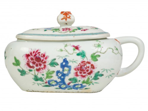 18th century - Chinese porcelain bourdaloue, 18th century