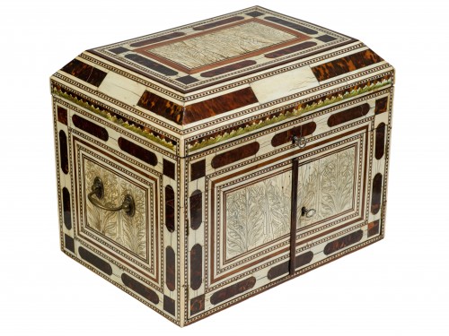 Cabinet indo-portugais du XVIIe siècle - Objet de décoration Style 